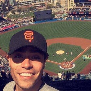 Meet your Posher, Alejandro